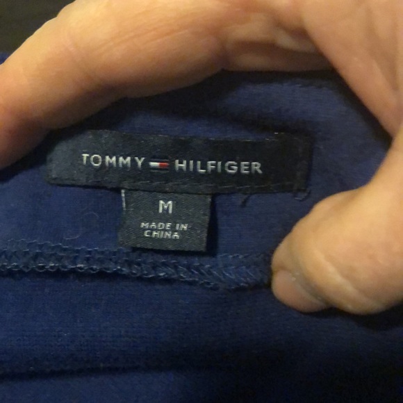 Tommy Hilfiger top. Ladies Medium in a blue/purple color. - Picture 6 of 7